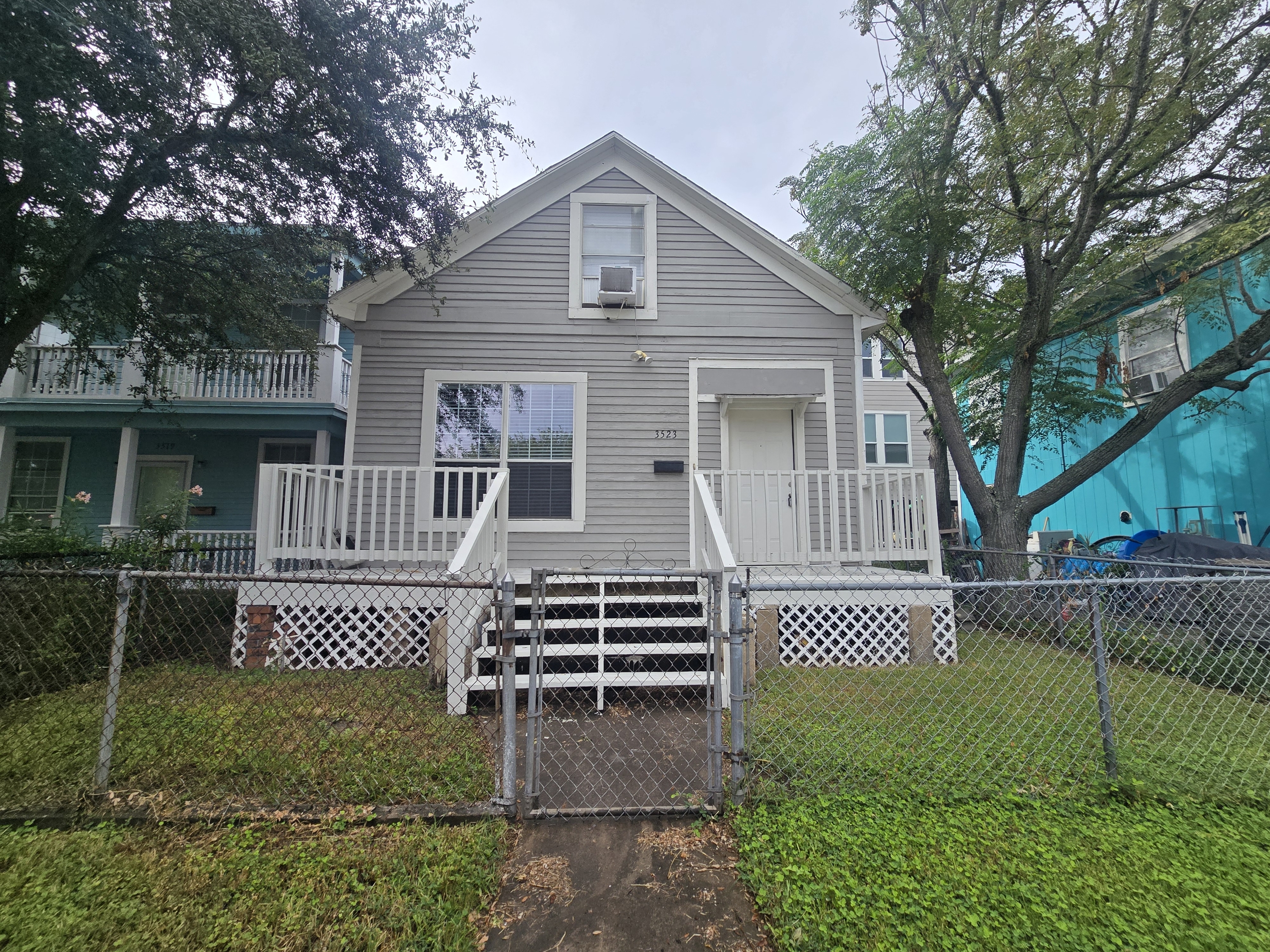 Property main image