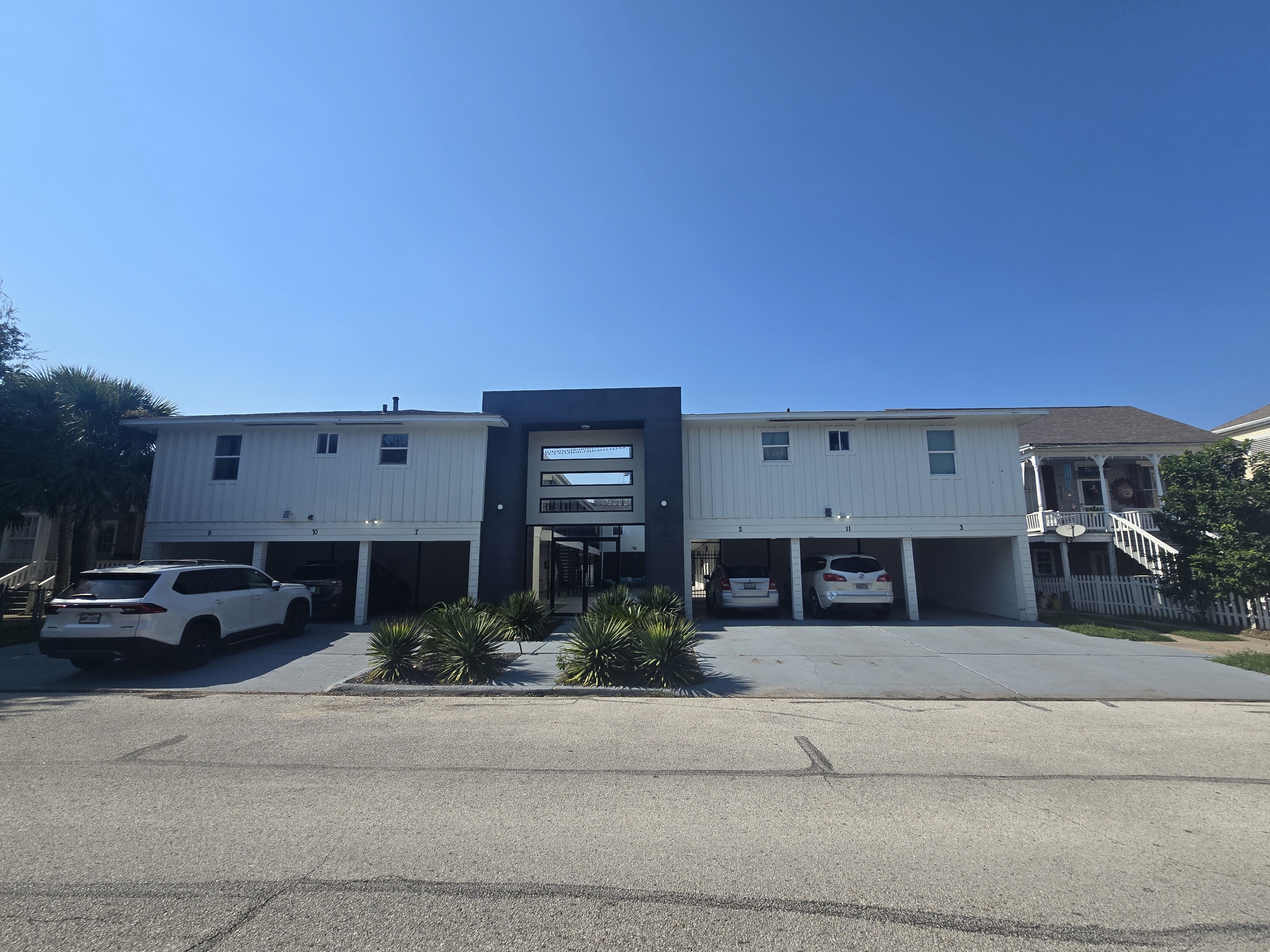 912 Church Street - 4