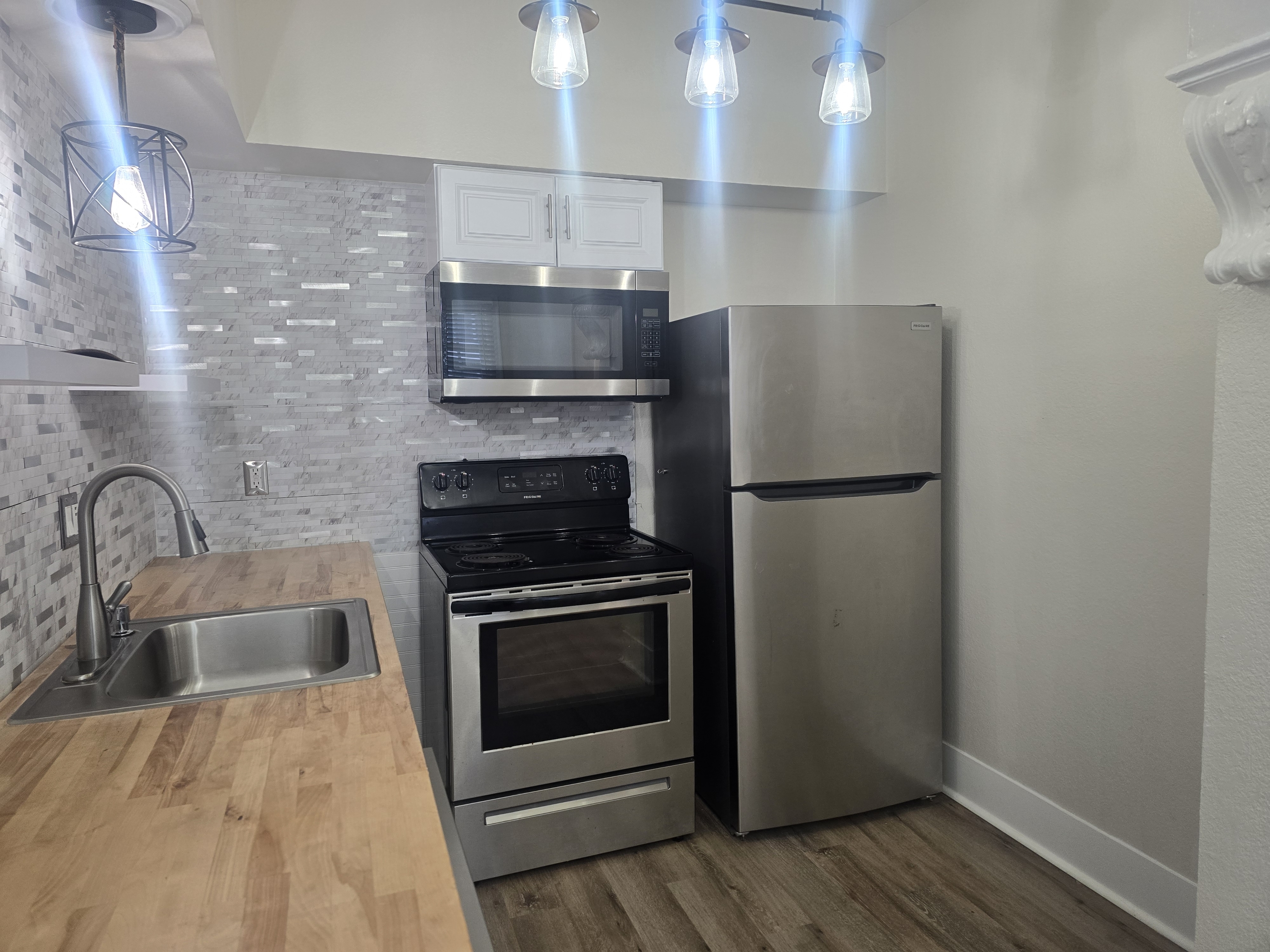 Studio Multi-Family Home – 725 Broadway Avenue J - 12, Galveston, TX 77550